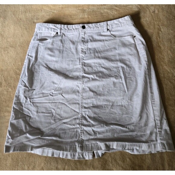 Laura Scott All White Skirt Knee Length Midi Straight Womens Size 16 Pockets - Picture 2 of 7